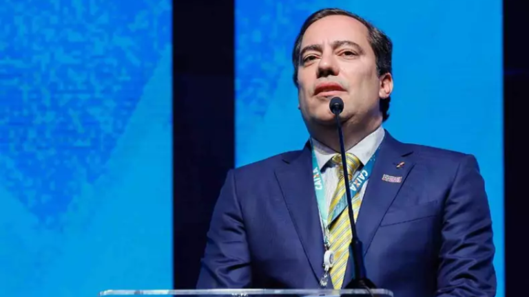 Pedro Duarte Guimarães analisa como a estrutura de capital influencia a autonomia do empreendedor.