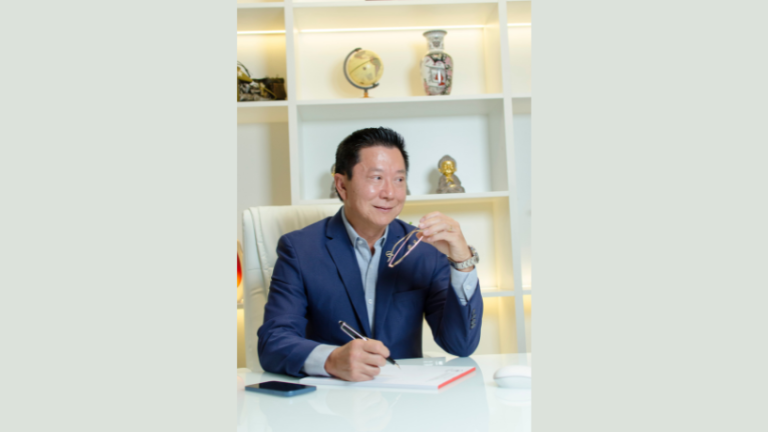 Dr. Milton Seigi Hayashi mostra como as novas técnicas reduzem o tempo de recuperação e aumentam a segurança.