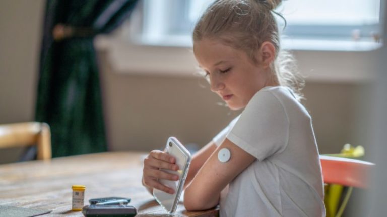 O Futuro do Controle da Glicose: Como as Novas Tecnologias Mudam a Rotina da Diabetes