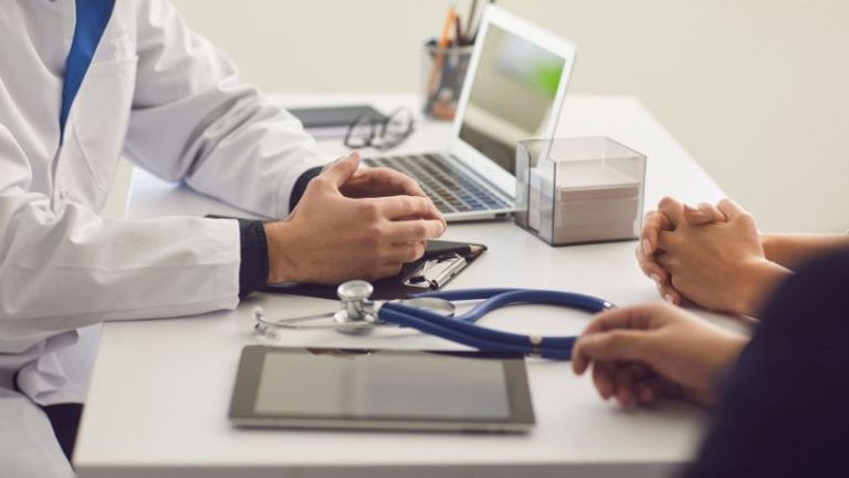 Brasil amplia debate sobre inteligência artificial na saúde: o que médicos precisam saber sobre a nova fase da tecnologia clínica